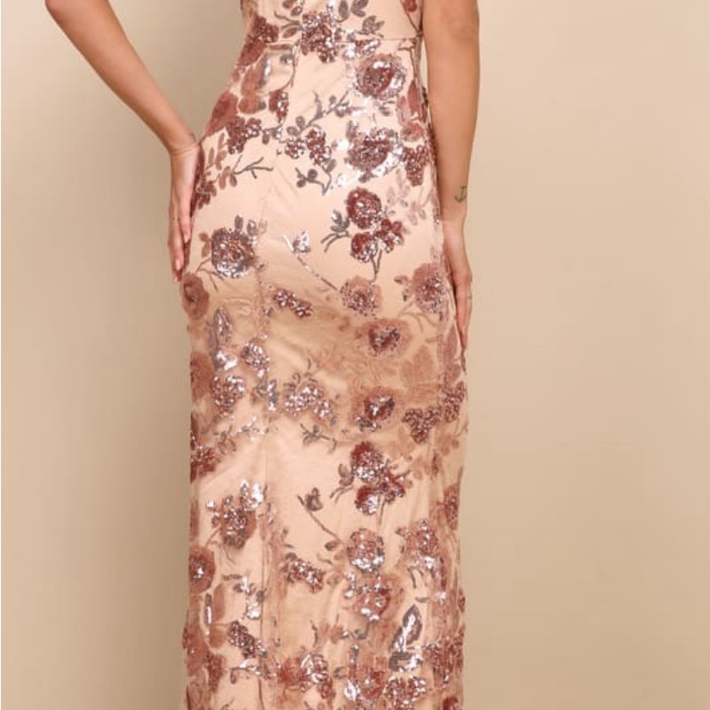 formal prom woman's dress-v-neck with sequin flower. floor length. zip up back